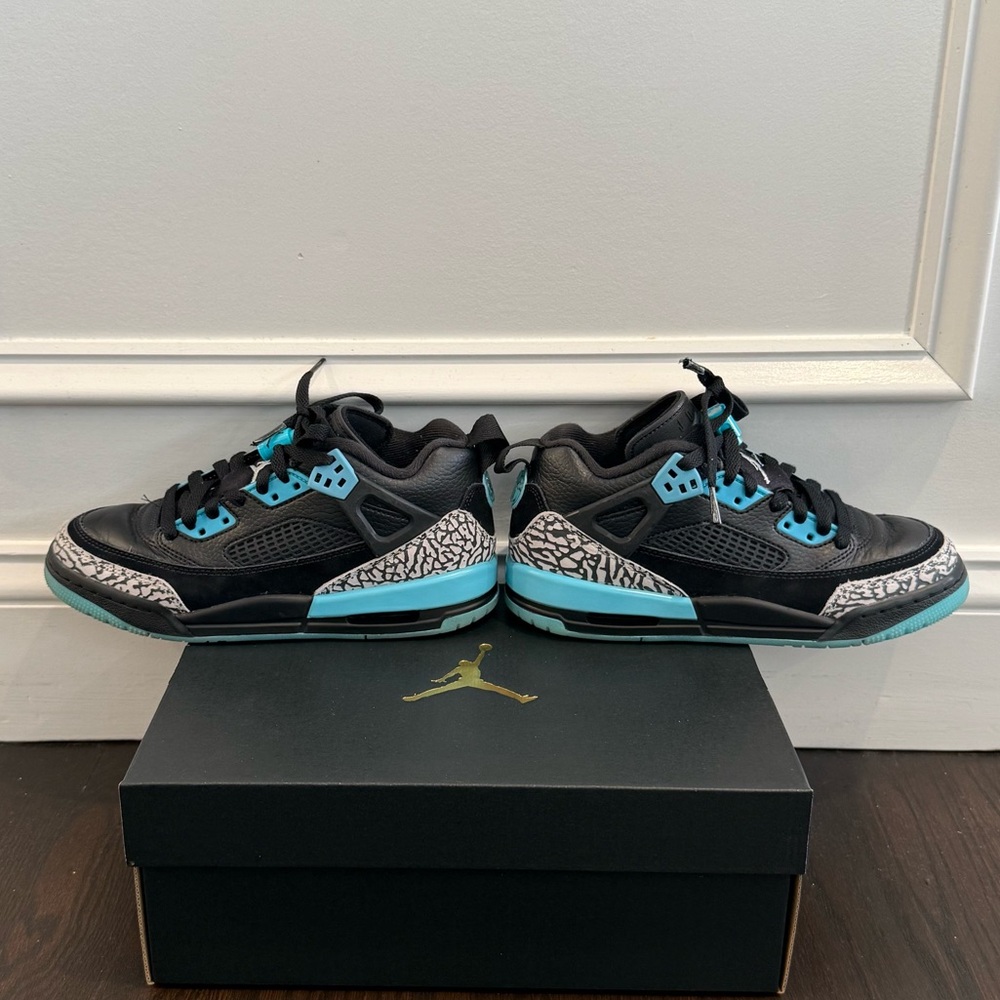 Jordan Spizike Low - Picture 11 of 16